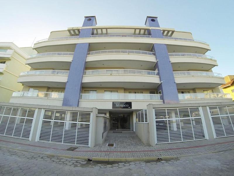 Ed Monaco, 150 Metros Da Praia De Bombas Bombinhas Exteriér fotografie